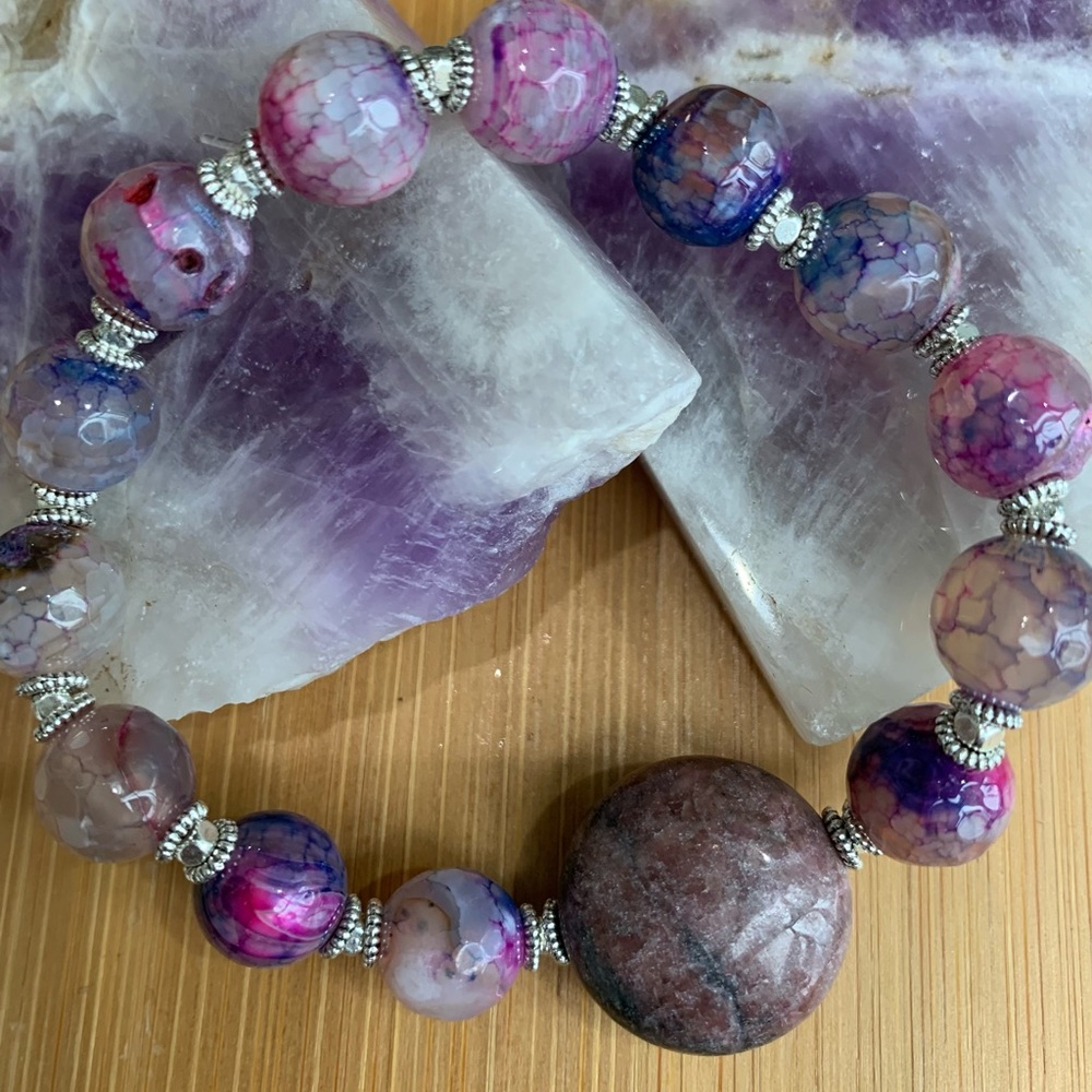 Dragon Vein Agate Bracelet